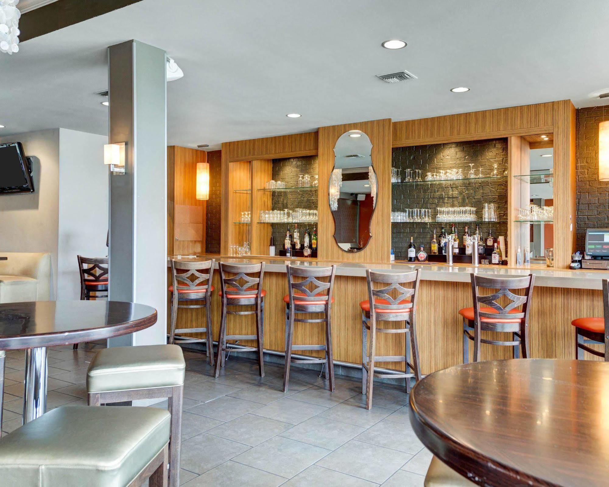 Courtyard By Marriott / Mandeville Hotel 3*
